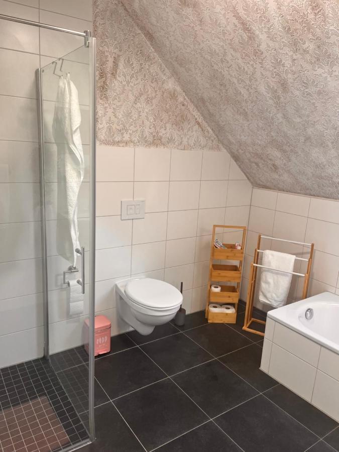Plaetzchen Am Krebsberg Fuer Alle Fae Simmerath Exterior foto